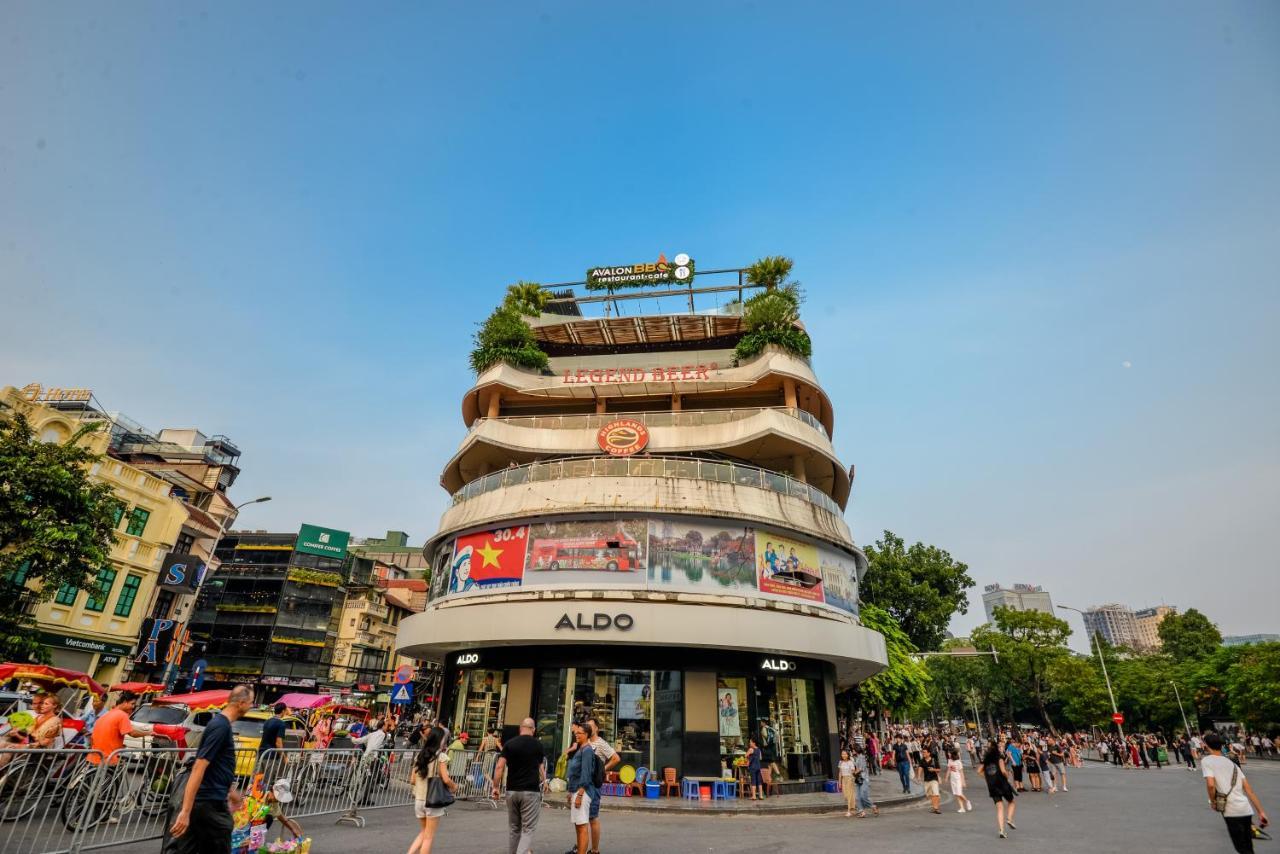22Housing Hotel & Apartment 81 Linh Lang Hanoi Esterno foto