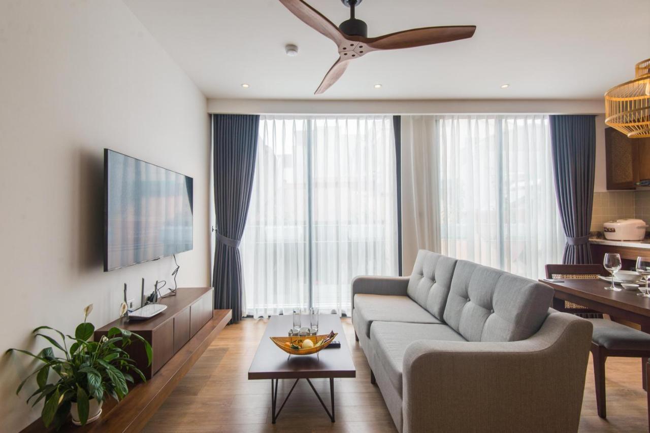 22Housing Hotel & Apartment 81 Linh Lang Hanoi Esterno foto